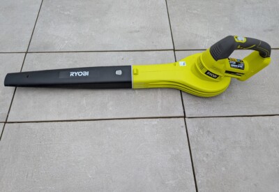 Location Souffleur à feuilles Ryobi à Nevoy