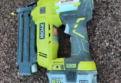 Location Cloueur électrique Ryobi à Louvigne