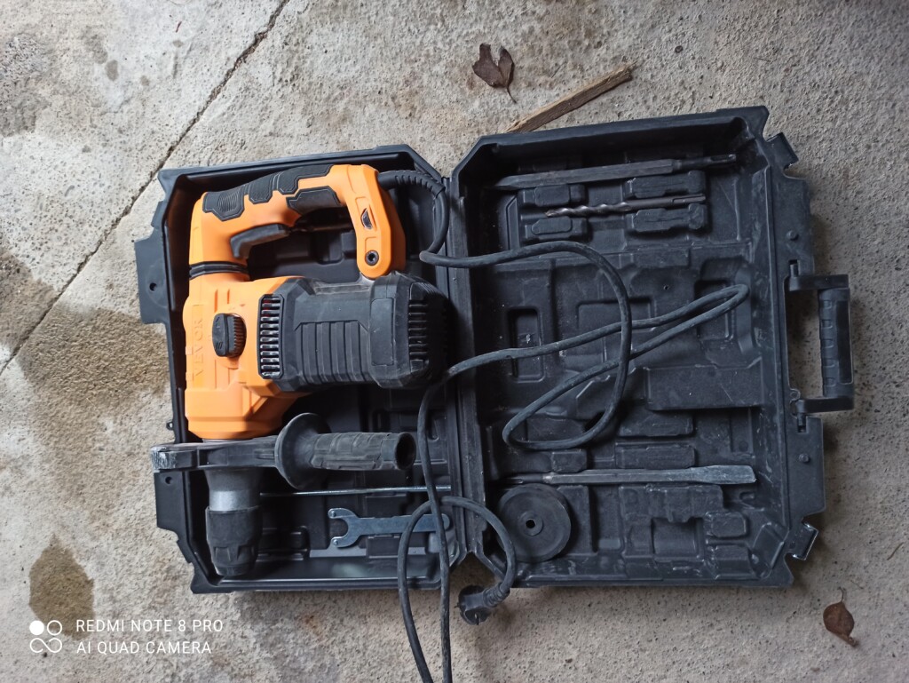 Location outil Burineur perforateur électrique Autre près de Grenade-sur-l'Adour