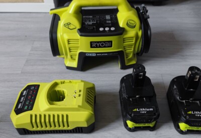 Location Gonfleur / dégonfleur Ryobi à Champigny-sur-Marne