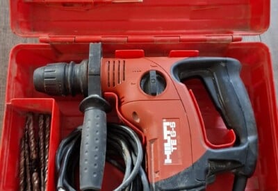 Location Perforateur à percussion électrique Hilti à Mandelieu-la-Napoule