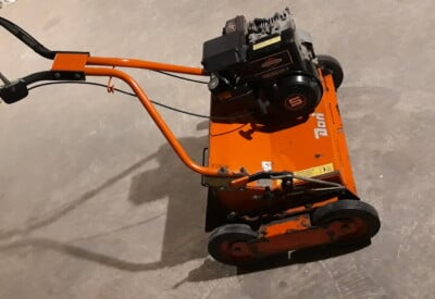 Location Scarificateur démousseur Thermique Autre à Le Saint