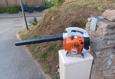 Location Souffleur à feuille Thermique Stihl à Treffléan