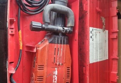 Location Marteau piqueur électrique Hilti à Montesquieu-des-Albères