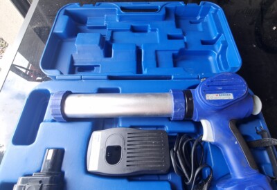 Location Pistolet silicone Autre à Montesquieu-des-Albères