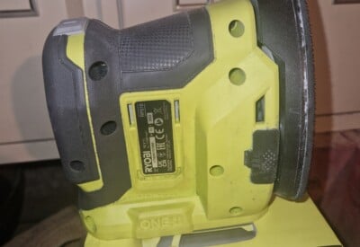 Location Ponceuse triangle Ryobi à Besançon