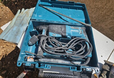 Location Perforateur électrique Makita à Meximieux