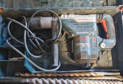 Location Burineur perforateur électrique Bosch à Sinceny