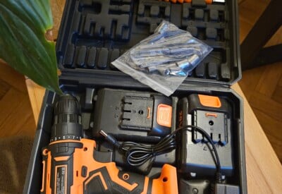 Location Perceuse Visseuse Sans Fil 20V, Visseuse Devisseuse Sans Fil avec 2 Batteries Autre à Courbevoie