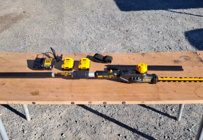Location Taille haie sur perche électrique Dewalt à Buzy