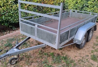 Location Remorque double essieux Moins de 750kg Autre à Lapalud