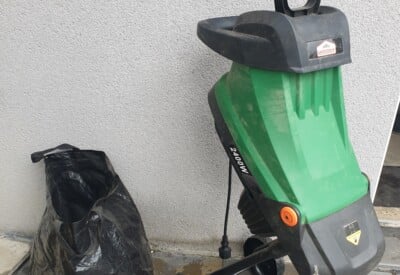 Location Broyeur à branche électrique Autre à Thézy-Glimont