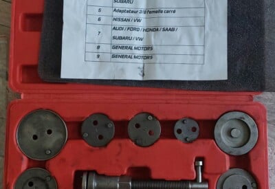 Location Repousse piston frein Autre à Cazères