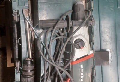 Location Perforateur électrique Metabo à Lyon