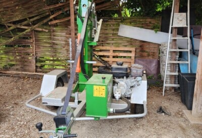 Location Fendeuse à bois Pneumatique Autre à Chamagne