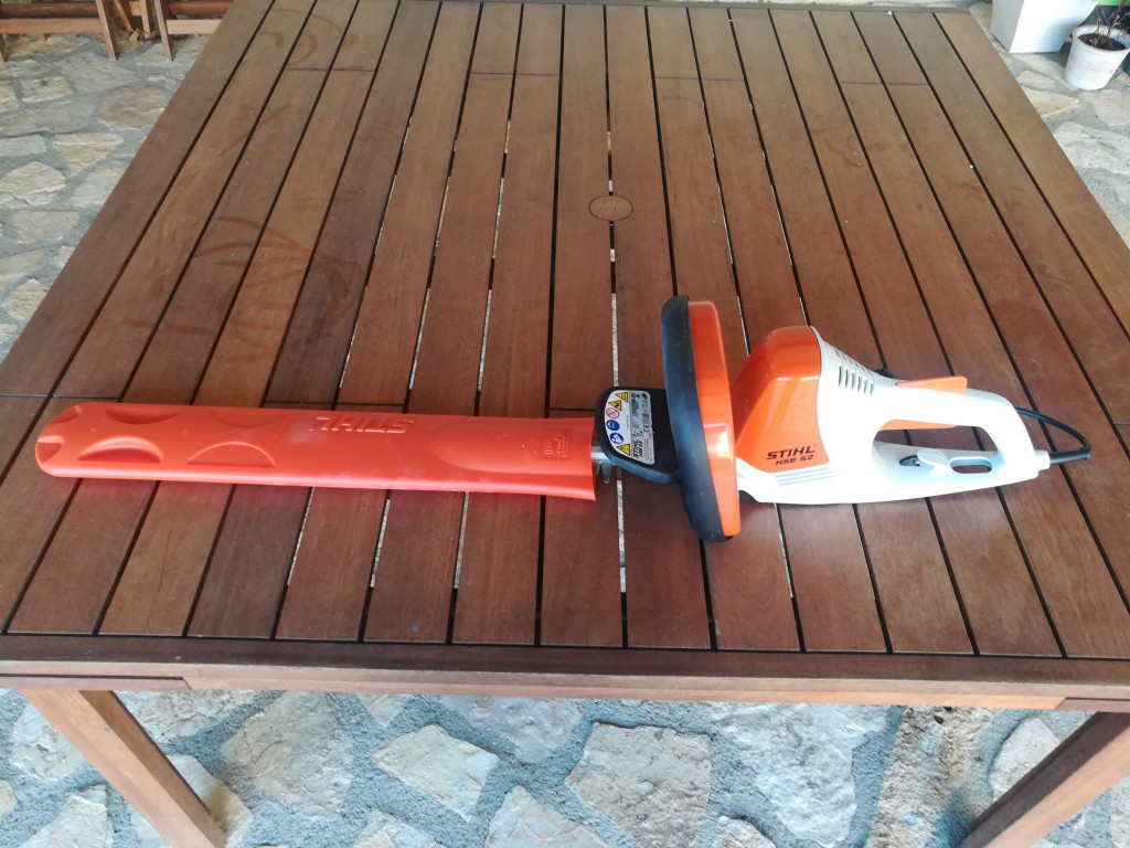 Location outil Taille haie électrique Stihl près de Montélier