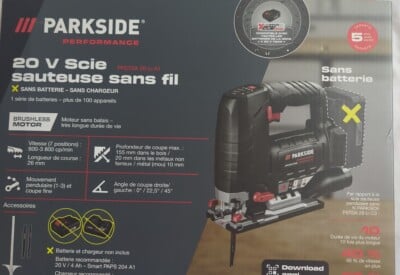 Location Scie sauteuse Sans-fil Autre à Saint-Laurent-du-Var