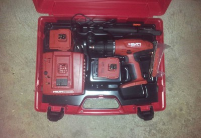 Location Visseuse-devisseuse+perforateur+perceuse hilti à Les Ulis