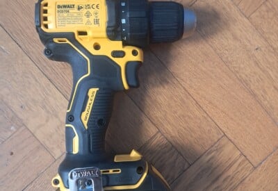 Location Visseuse sans-fil Dewalt à Villeneuve-la-Garenne