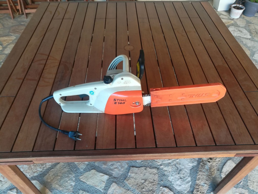 Location outil Tronçonneuse Stihl près de Montélier