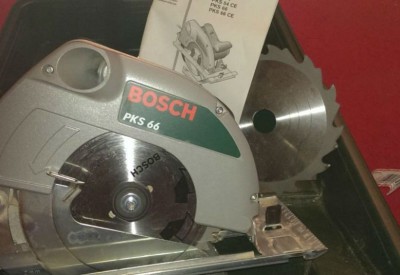 Location Scie circulaire bosch pks66 à Dreux