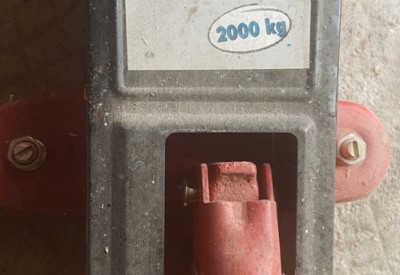 Location Cric hydraulique 2tonnes à Méry