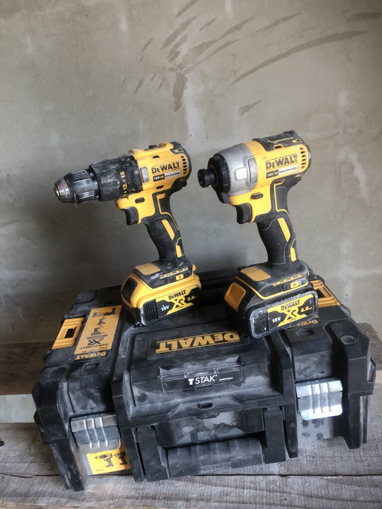 Location outil Visseuse perceuse Sans-fil Dewalt près de Ruy-Montceau