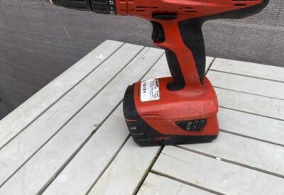 Location Visseuse perceuse Sans-fil Hilti à Vailhauquès