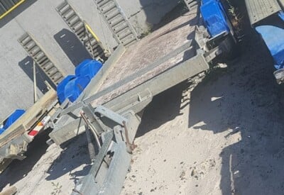 Location Remorque double essieux Plus de 750kg Autre à Châteauneuf