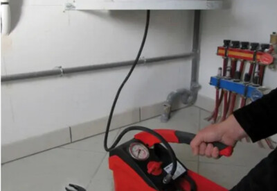 Location Pompe à épreuve Virax à Billio