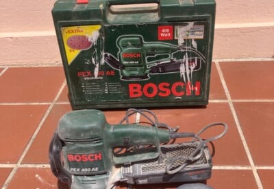 Location Ponceuse excentrique électrique Bosch à Gujan mestras