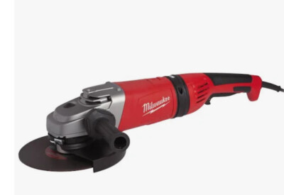 Location Meuleuse d angle 230mm Milwaukee à Locqueltas