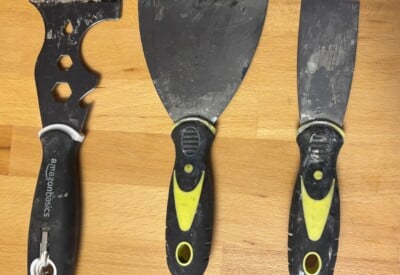 Location Spatules enduit Autre à Lorient