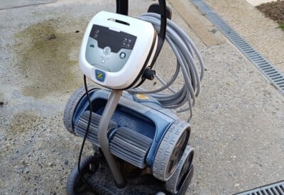 Location Robot nettoyeur de piscine Autre à Val de Virvée