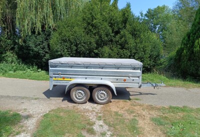 Location Remorque double essieux Moins de 750kg Autre à Humes jorquenay