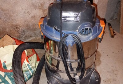 Location Aspirateur électrique Autre à Pacé