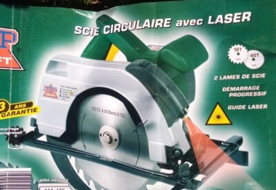Location Scie circulaire électrique Autre à Cepoy