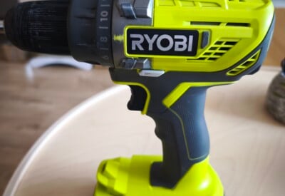 Location Visseuse perceuse Sans-fil Ryobi à Romans-sur-Isère