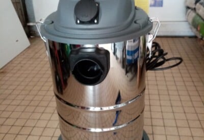 Location Aspirateur de chantier électrique Autre à Faches-Thumesnil