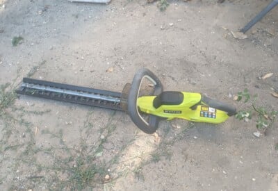 Location Taille haie électrique Ryobi à Andrésy