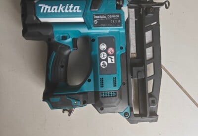 Location Cloueuse électrique Makita à Guilers