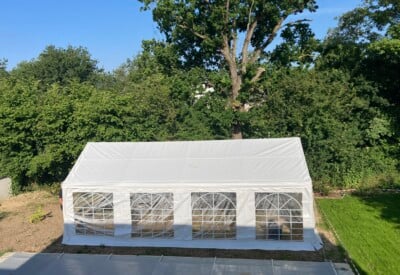 Location Barnum 8×4 Mètres Autre à Saint-Léger-de-Linières