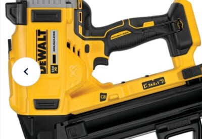 Location Cloueur électrique Dewalt à Hennebont