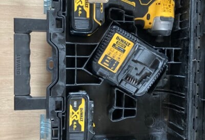 Location Visseuse à choc électrique Dewalt à Lyon