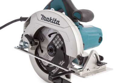 Location Scie circulaire bosch pro Makita à Pluneret
