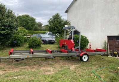Location Banc de scie électrique Autre à Louargat