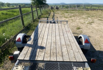 Location Remorque plateau Moins de 750kg Autre à Vaudemont
