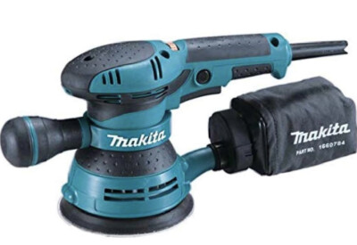Location Ponceuse excentrique électrique Makita à Verrens-Arvey