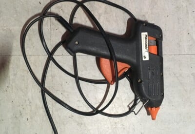 Location Pistolet à colle Autre à Vanves