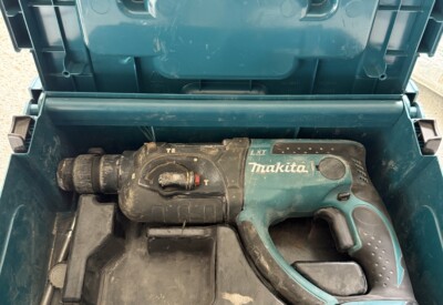 Location Perforateur burineur électrique Makita à Le bono